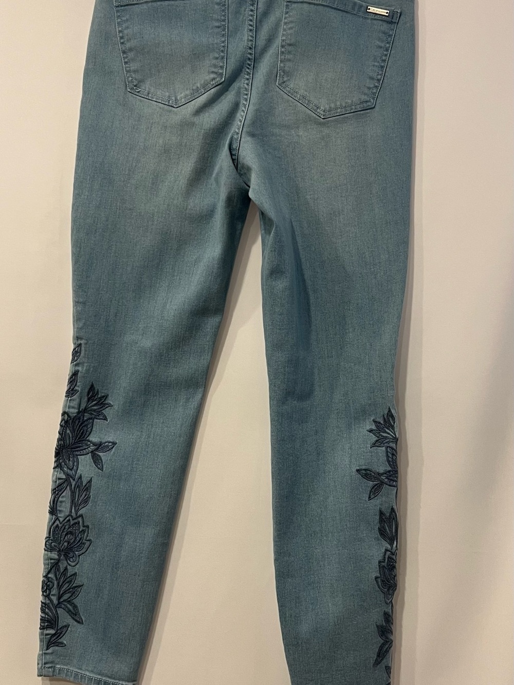 Embroidered Side-Panel Women’s Jeans - Blue Size 6